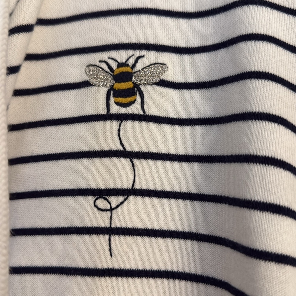 Striped White and Black Zip-Up Hoodie - Picture 4 of 6